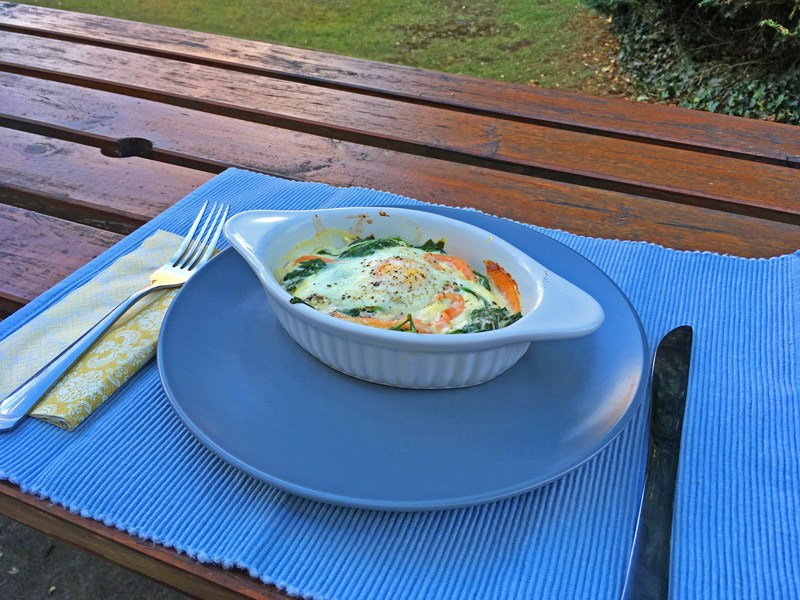 spinach-egg-salmon-breakfast