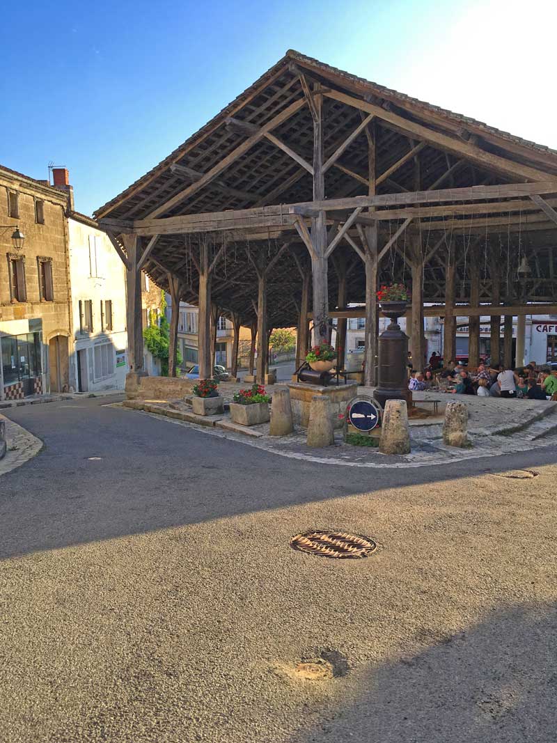 villebois lavalette market