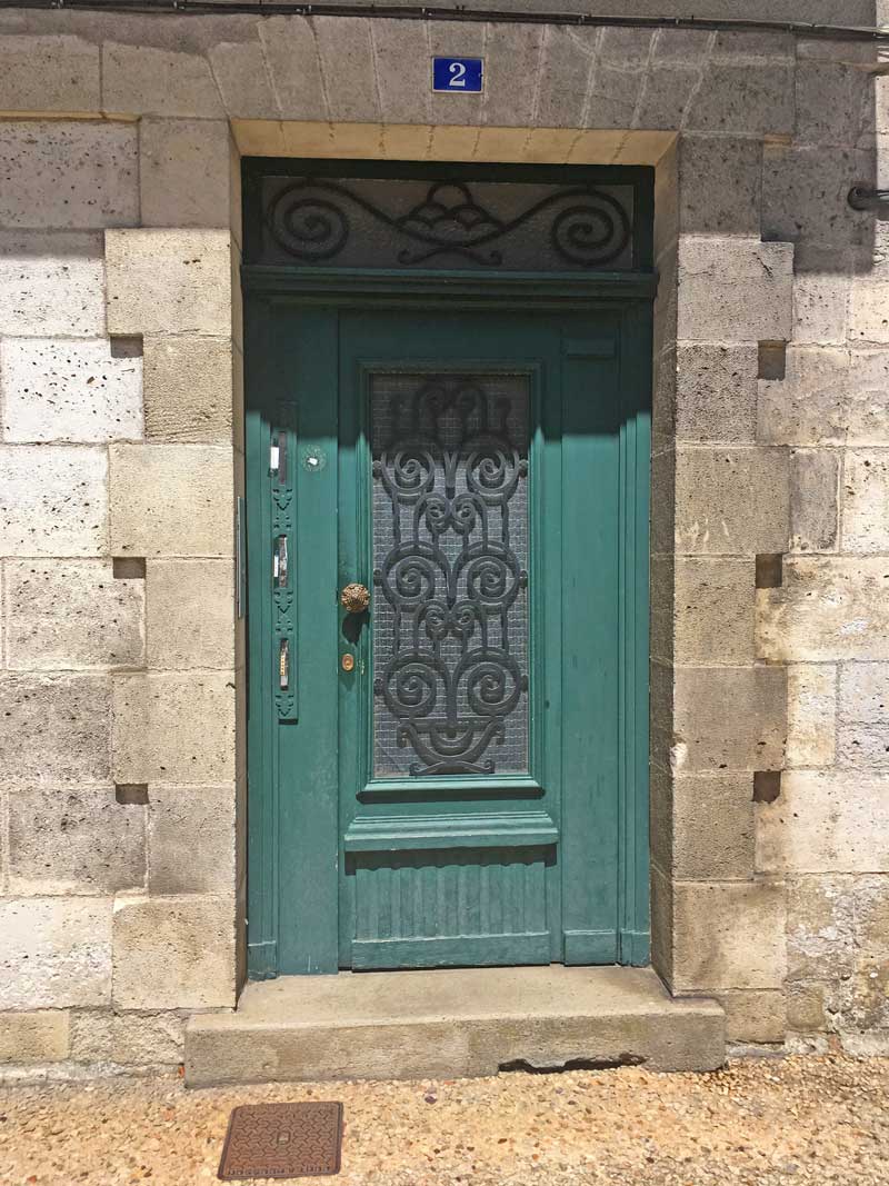 brantome-france-doors