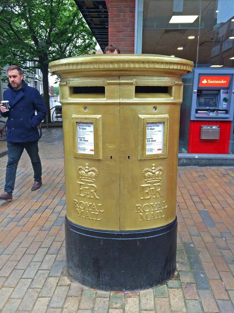 gold post box maidenhead