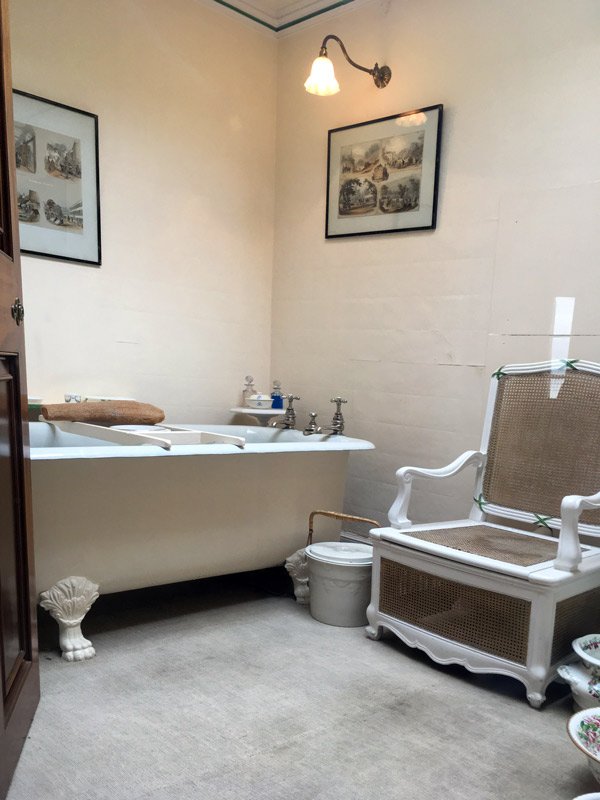 Dunrobin Castle Bathroom
