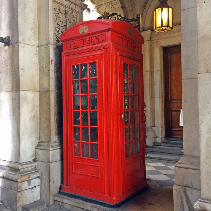 K2-es telefonfülke London