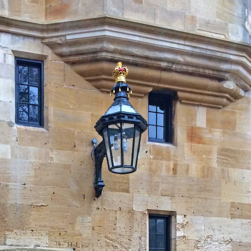 Windsor Royal Gas Lamp