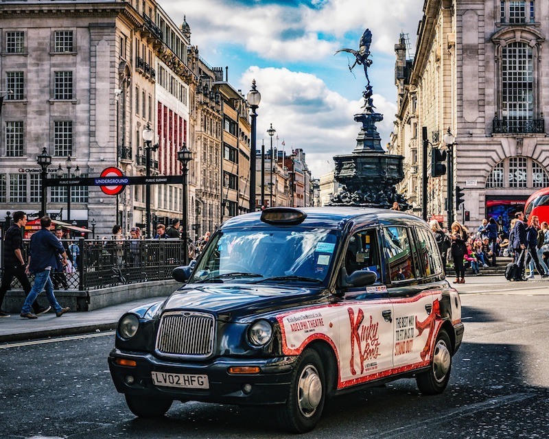 Piccadilly London Cab