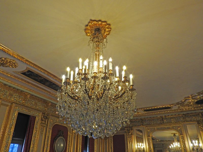 Chandellier-Polesden-Lacey