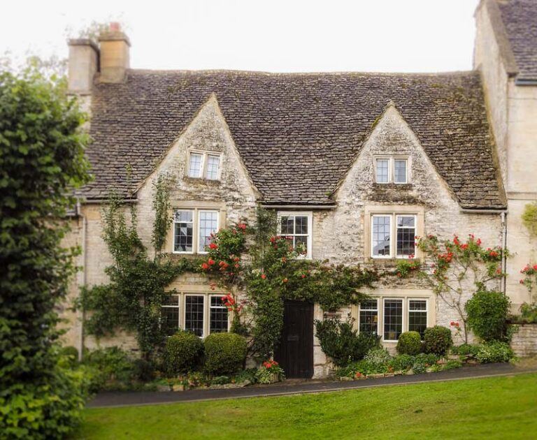 Houses of the Cotswolds